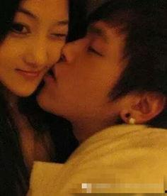 张馨予婚姻爆料视频大全,揭秘明星婚姻背后的真相 第2张 张馨予婚姻爆料视频大全,揭秘明星婚姻背后的真相 第2张